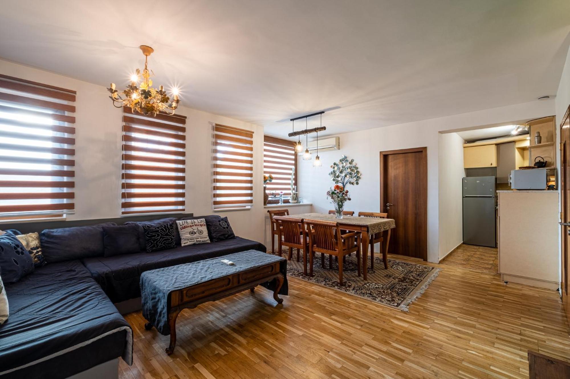 Roman Thermae 2Bdrm Sunny Apartment Varna Bagian luar foto